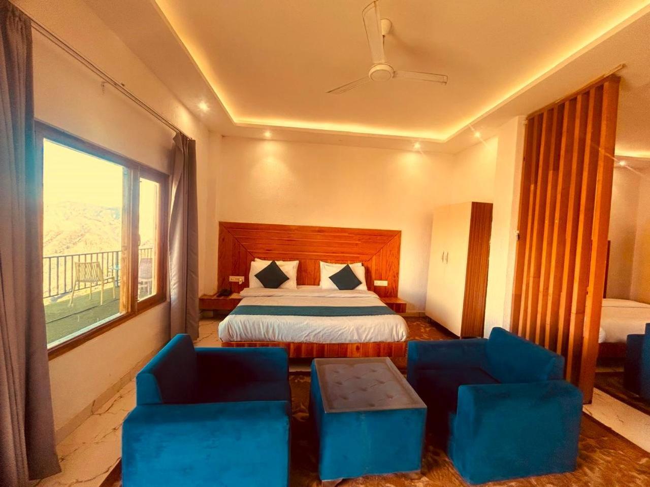 Living On The Edge A Luxury Stay Мусори Екстериор снимка
