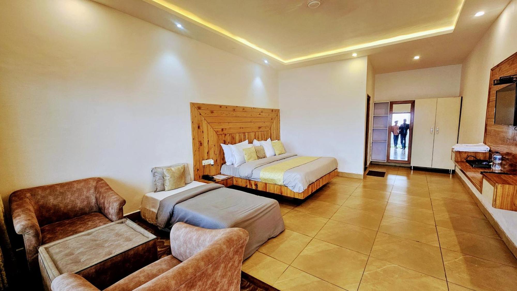 Living On The Edge A Luxury Stay Мусори Екстериор снимка