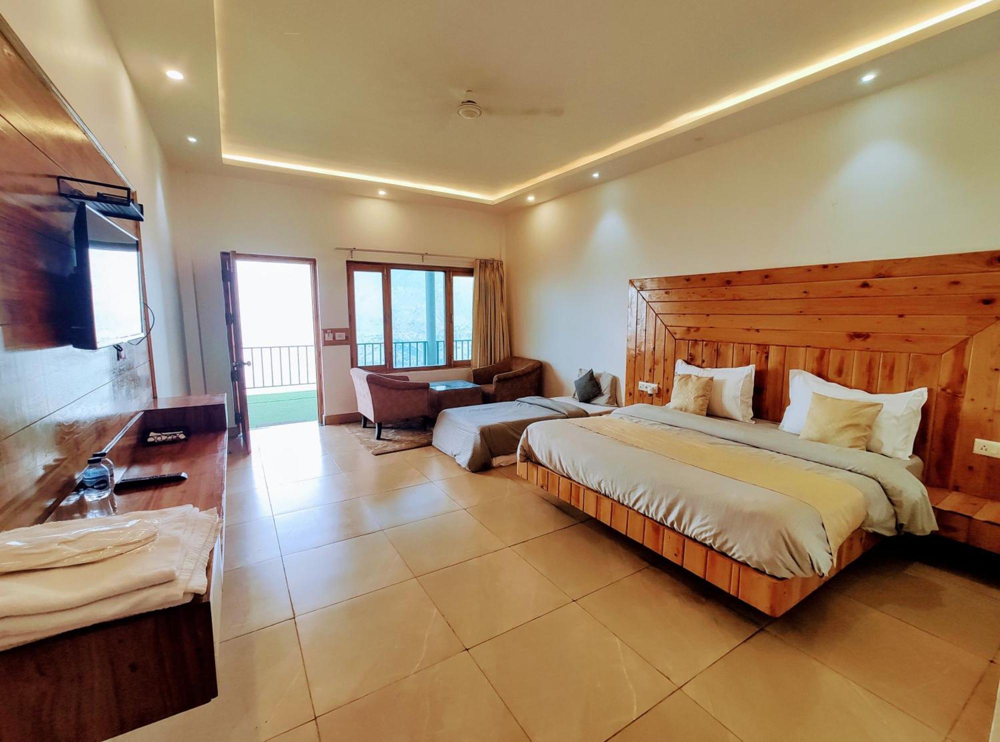 Living On The Edge A Luxury Stay Мусори Екстериор снимка